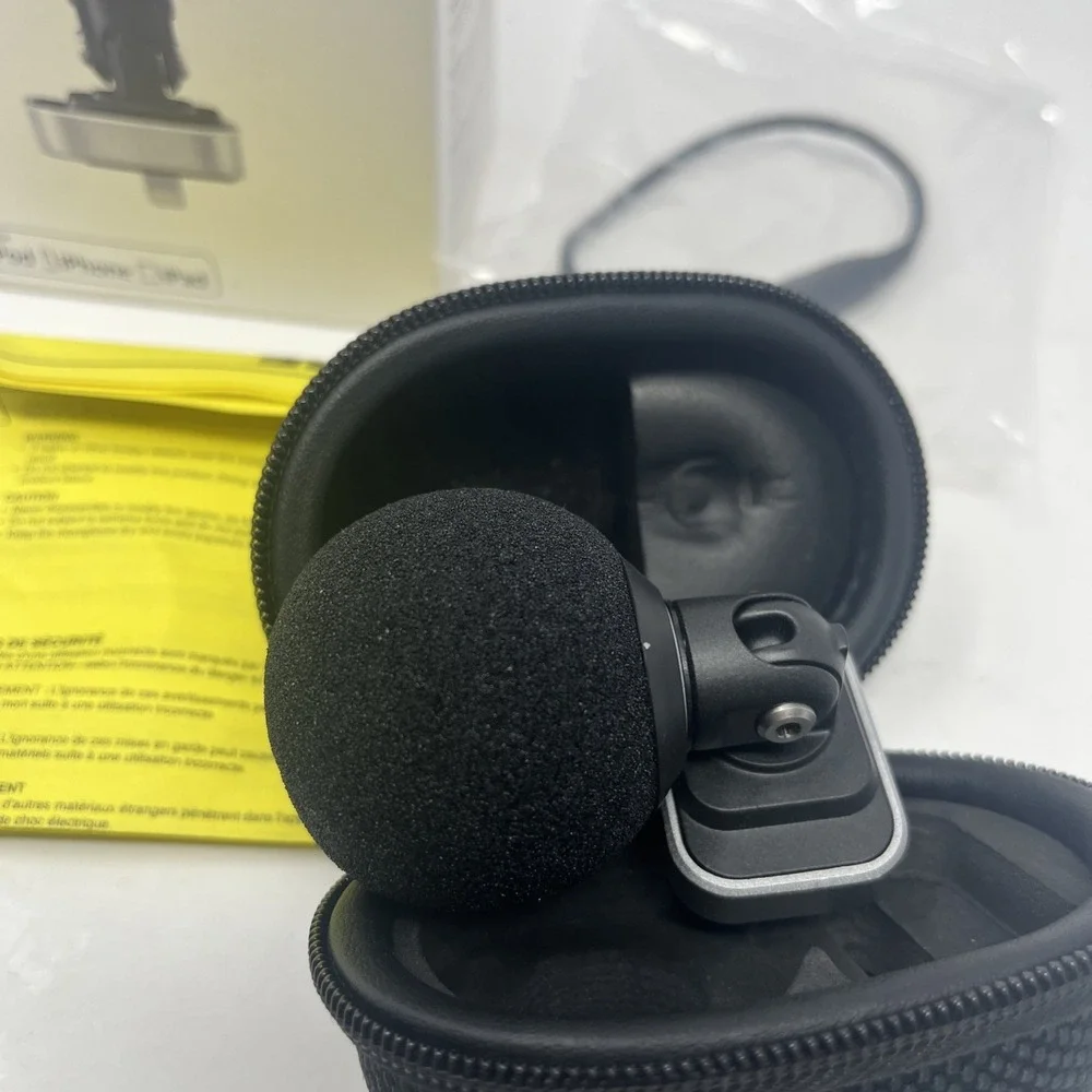 Shure MV88 Digital Stereo Condenser Microphone for iPhone iPad iPod